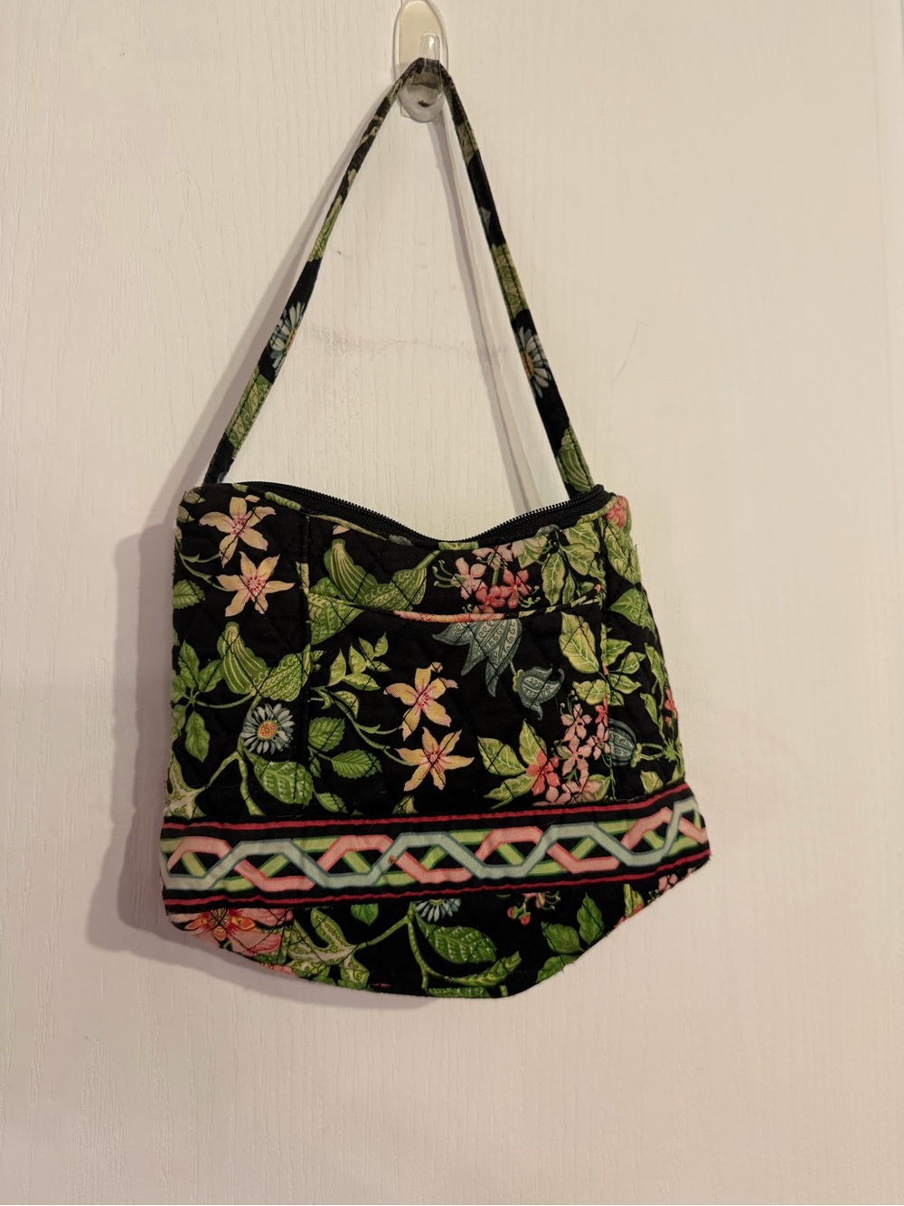 Vera Bradley/ Shoulder Purse, Made In USA 100% Cotton.
